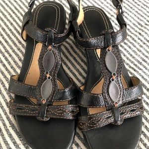 Naturalizer Chocolate Brown Leather Sandals